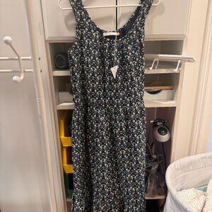 Brand New with tags Wyeth Floral Dress Size M
